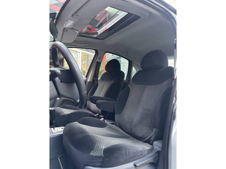 CITROËN - C3 - 2010/2011 - Prata - R$ 31.900,00