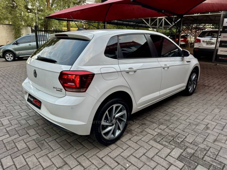 VOLKSWAGEN - POLO - 2020/2020 - Branca - R$ 87.900,00