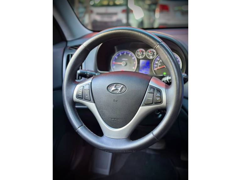 HYUNDAI - I30 - 2011/2011 - Preta - R$ 50.900,00