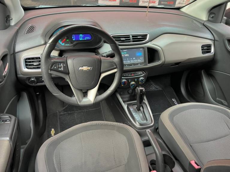 CHEVROLET - PRISMA - 2014/2014 - Preta - R$ 52.900,00