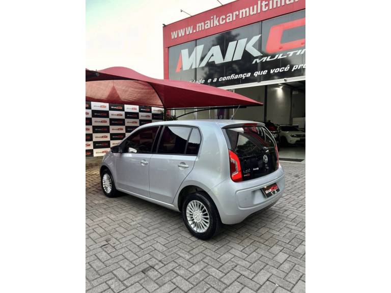VOLKSWAGEN - UP - 2016/2017 - Prata - R$ 63.900,00