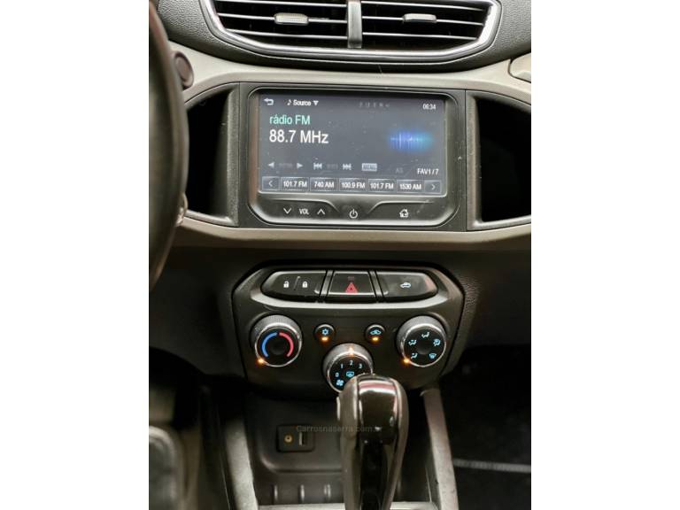 CHEVROLET - PRISMA - 2014/2014 - Preta - R$ 52.900,00