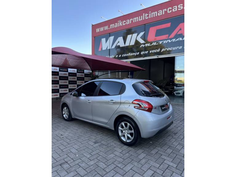 PEUGEOT - 208 - 2014/2014 - Prata - R$ 45.900,00