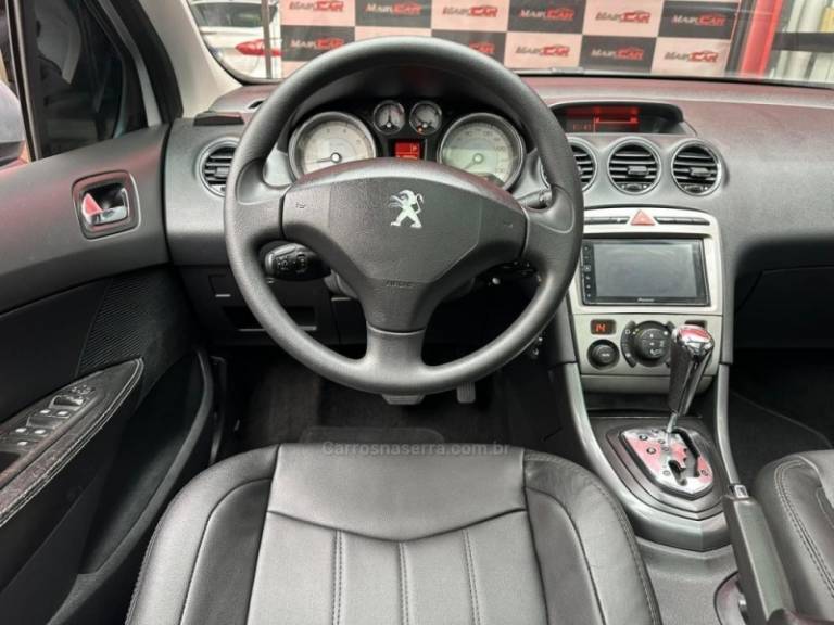 PEUGEOT - 308 - 2013/2014 - Prata - R$ 46.900,00