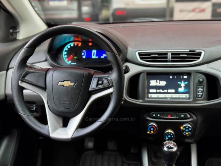 CHEVROLET - ONIX - 2018/2018 - Vinho - R$ 59.900,00