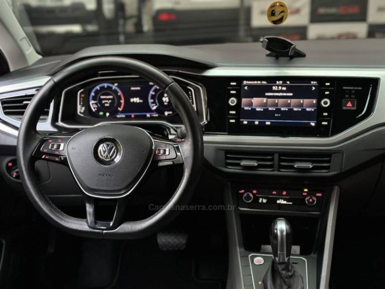VOLKSWAGEN - POLO - 2020/2020 - Branca - R$ 87.900,00