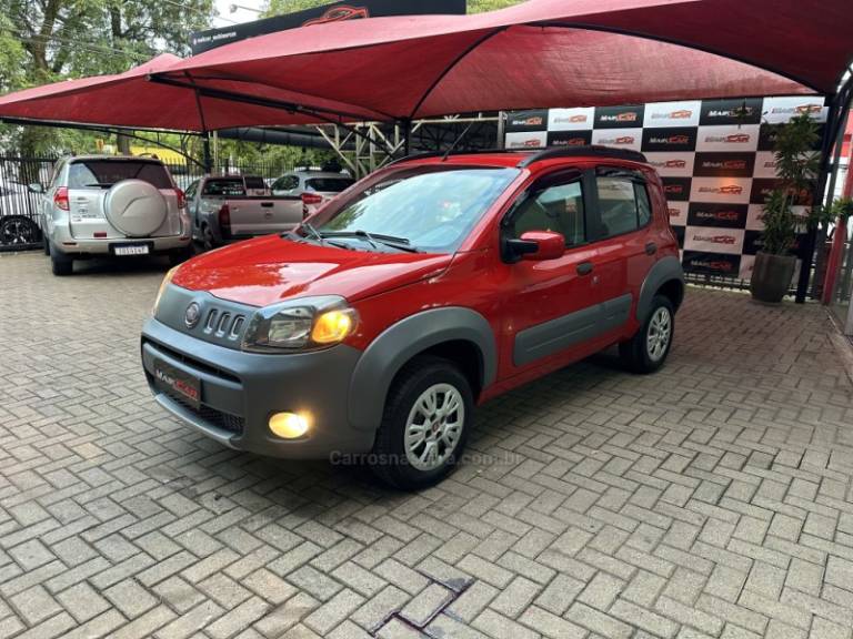 FIAT - UNO - 2013/2013 - Vermelha - R$ 35.900,00