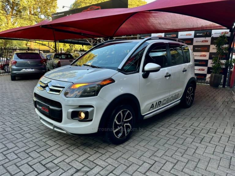 CITROËN - AIRCROSS - 2012/2012 - Branca - R$ 39.900,00