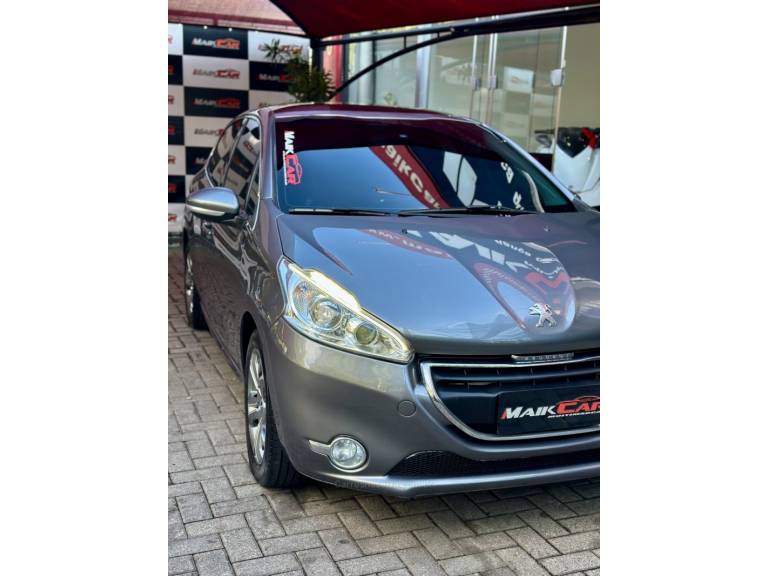 PEUGEOT - 208 - 2014/2014 - Cinza - R$ 48.900,00