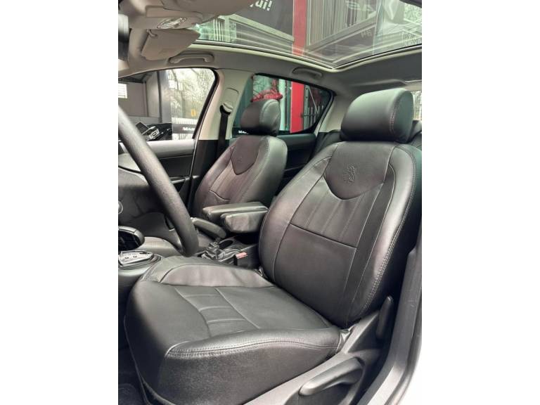 PEUGEOT - 308 - 2013/2014 - Prata - R$ 46.900,00