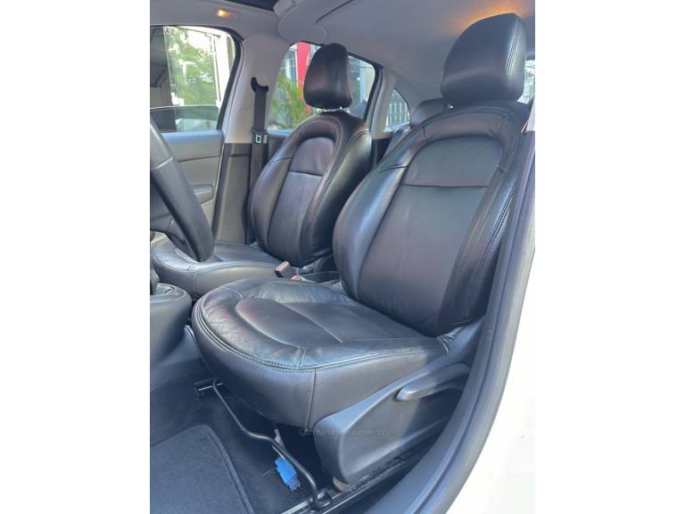 CITROËN - C3 - 2015/2015 - Branca - R$ 45.900,00