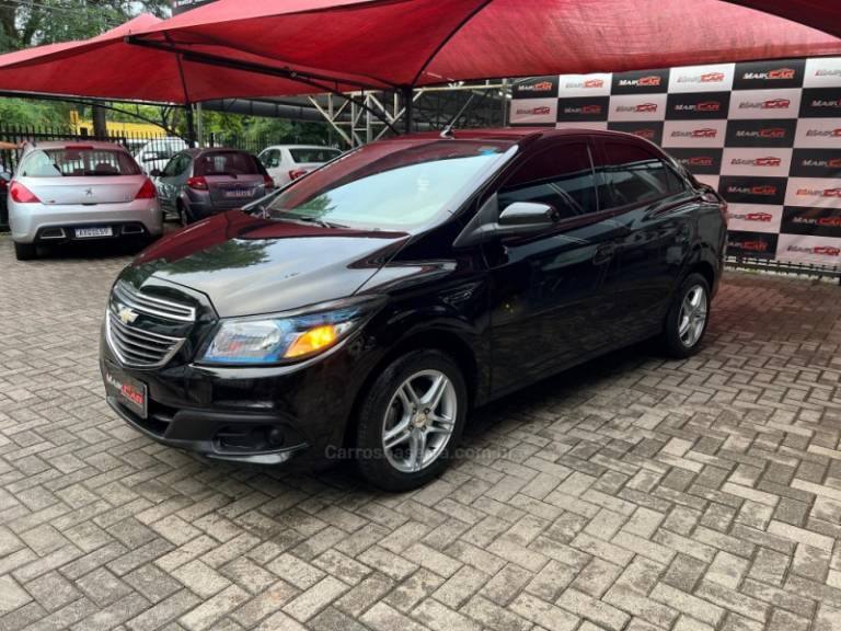 CHEVROLET - PRISMA - 2014/2014 - Preta - R$ 52.900,00