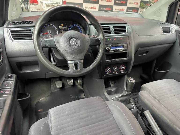 VOLKSWAGEN - CROSSFOX - 2011/2011 - Verde - R$ 43.900,00