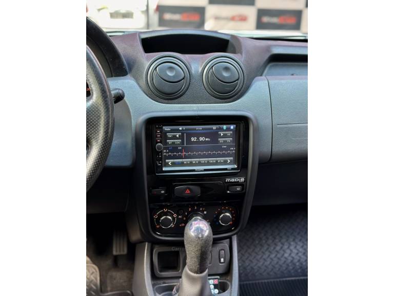 RENAULT - DUSTER - 2014/2014 - Branca - R$ 55.900,00