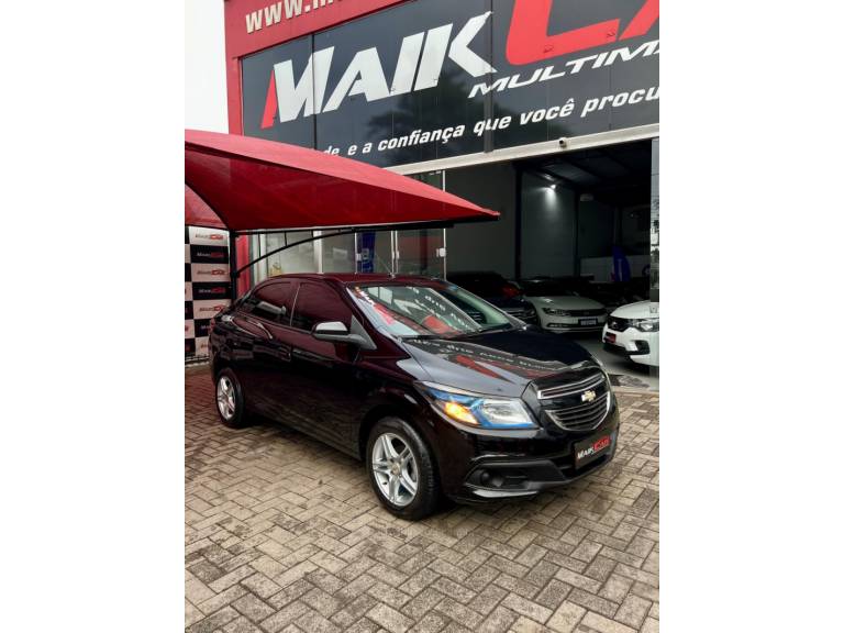 CHEVROLET - PRISMA - 2014/2014 - Preta - R$ 52.900,00