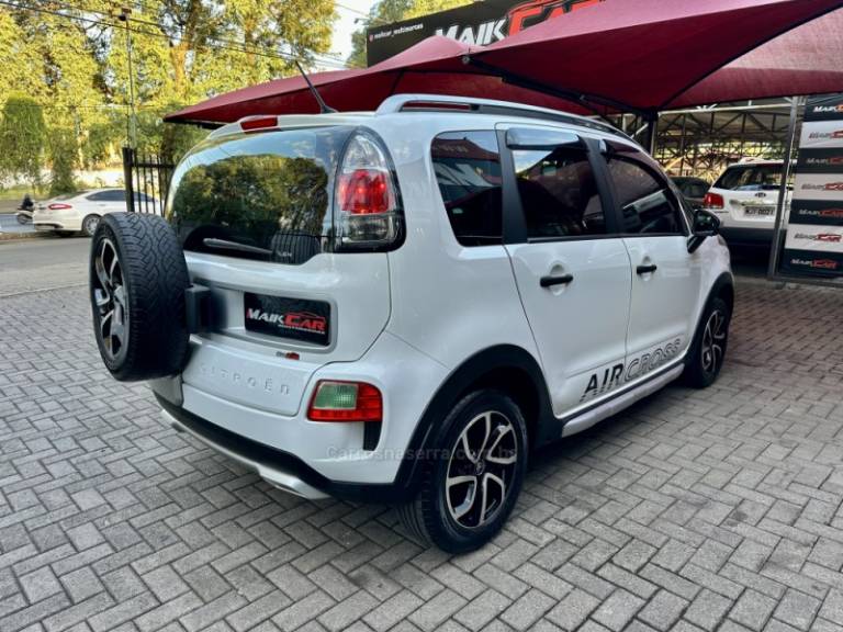 CITROËN - AIRCROSS - 2012/2012 - Branca - R$ 39.900,00