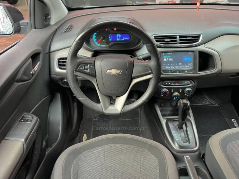 CHEVROLET - PRISMA - 2014/2014 - Preta - R$ 52.900,00