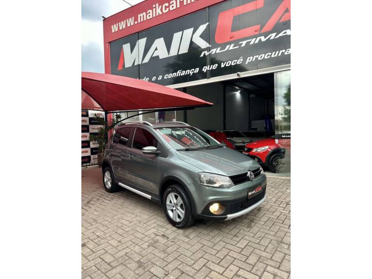 VOLKSWAGEN - CROSSFOX - 2011/2011 - Verde - R$ 43.900,00