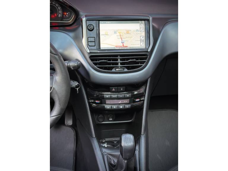 PEUGEOT - 208 - 2014/2014 - Cinza - R$ 48.900,00