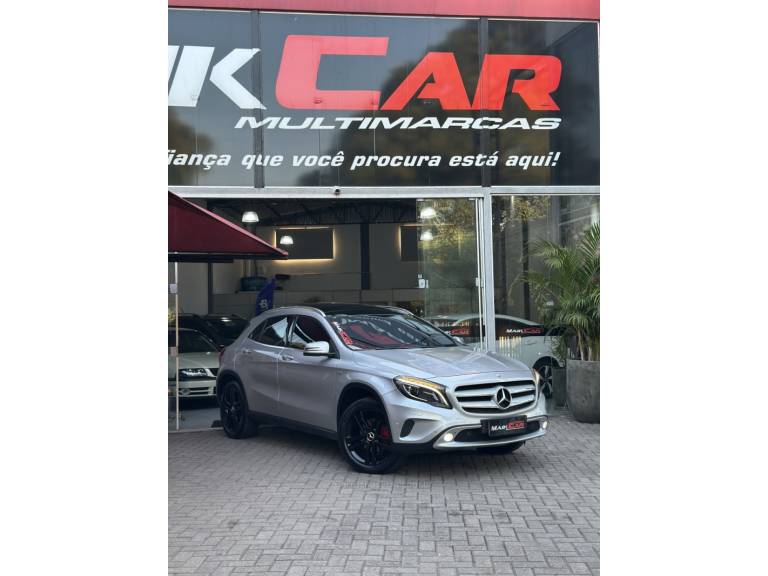 MERCEDES-BENZ - GLA 200 - 2016/2016 - Prata - R$ 119.900,00