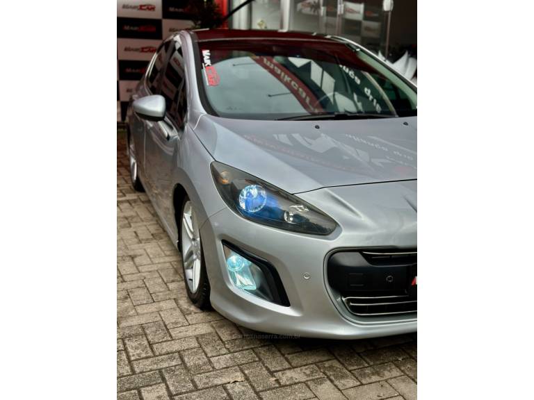 PEUGEOT - 308 - 2013/2014 - Prata - R$ 46.900,00