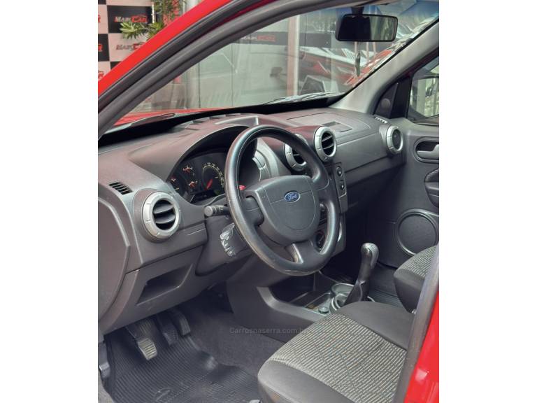 FORD - ECOSPORT - 2012/2012 - Vermelha - R$ 46.900,00