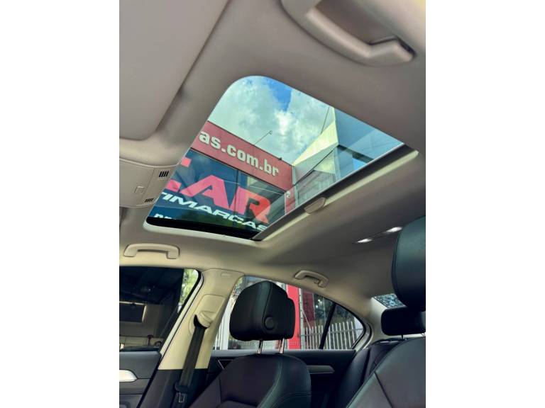 VOLKSWAGEN - PASSAT - 2018/2018 - Branca - R$ 149.900,00