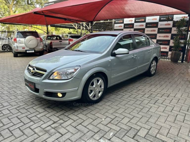 CHEVROLET - VECTRA - 2006/2006 - Prata - R$ 37.900,00