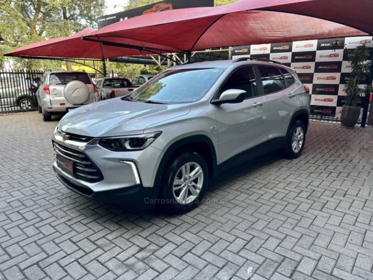 CHEVROLET - TRACKER - 2020/2021 - Prata - R$ 98.900,00