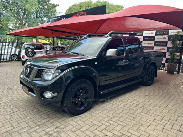 NISSAN - FRONTIER - 2015/2015 - Preta - R$ 107.900,00
