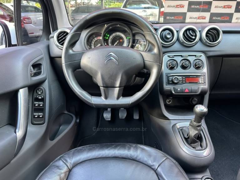 CITROËN - C3 - 2015/2015 - Branca - R$ 45.900,00