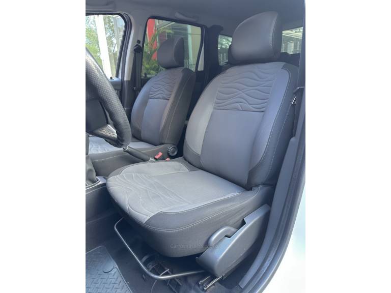 RENAULT - DUSTER - 2014/2014 - Branca - R$ 55.900,00