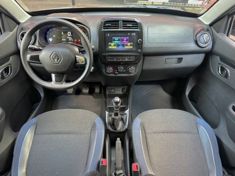 RENAULT - KWID - 2022/2023 - Prata - R$ 57.900,00