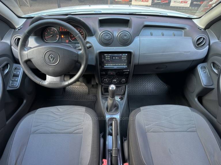 RENAULT - DUSTER - 2014/2014 - Branca - R$ 55.900,00